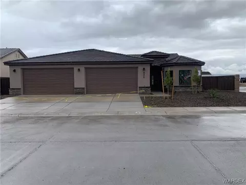 6045 S Recreation Ave, Fort Mohave, AZ 86426