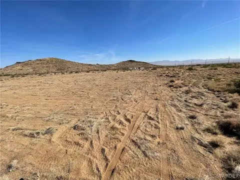 2 E 23 E Rambo Rd, Kingman, AZ 86409 photo 3