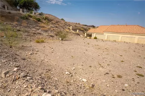 2868 Cactus Bloom Dr, Bullhead City, AZ 86429