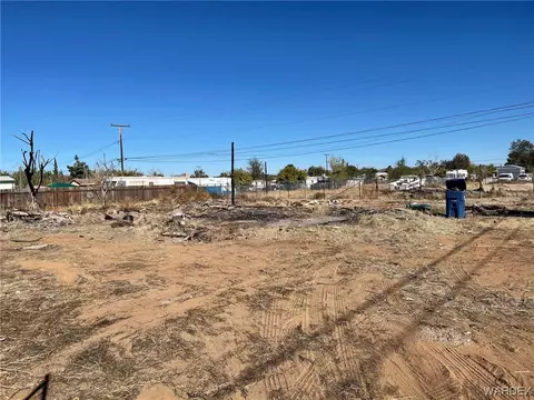 4009 E Shaeffer Ave, Kingman, AZ 86409 photo 2