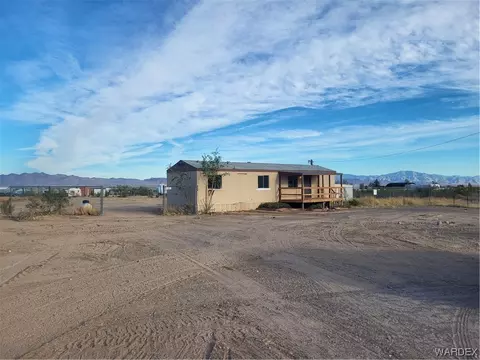 580 S Eden Rd, Golden Valley, AZ 86413
