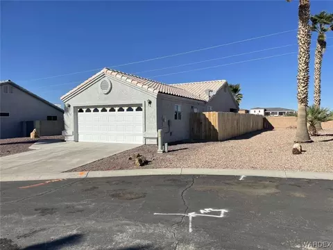 2375 E Willowleaf Dr, Mohave Valley, AZ 86440 photo 2