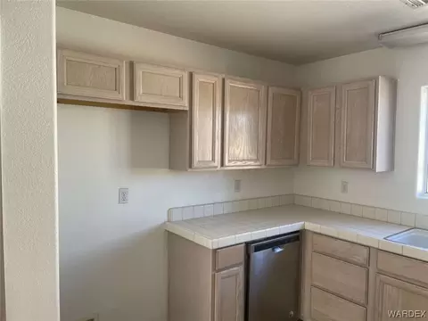 2375 E Willowleaf Dr, Mohave Valley, AZ 86440 photo 10