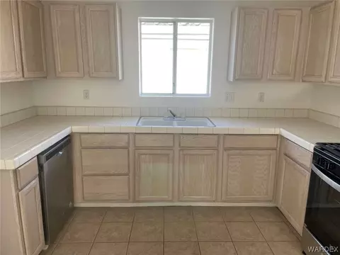 2375 E Willowleaf Dr, Mohave Valley, AZ 86440 photo 11