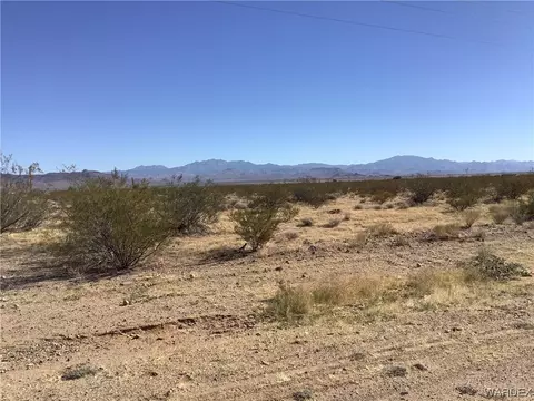 1756 S Colorado Rd, Golden Valley, AZ 86413