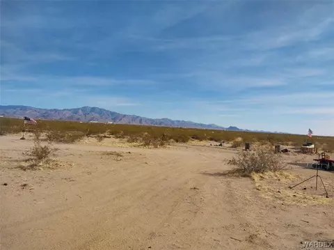 5629 Cutter Trl, Golden Valley, AZ 86413