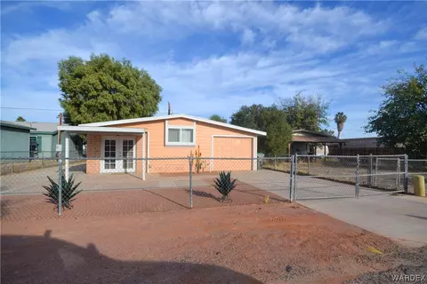 583 E A St, Mohave Valley, AZ 86440