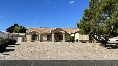 2631 Running Iron St, Kingman, AZ 86401