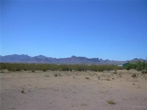 709 S Horse Mesa Rd, Golden Valley, AZ 86413