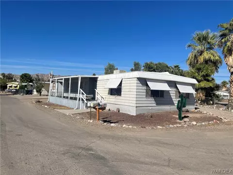 2090 Sweetwater Dr, Bullhead City, AZ 86442