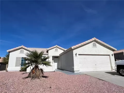 2426 Bluebird Ln, Bullhead City, AZ 86442