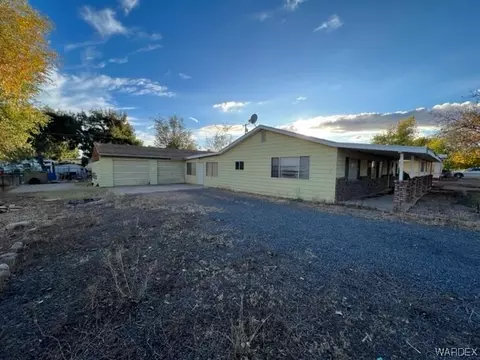 3072 E Packard Ave, Kingman, AZ 86409 photo 2