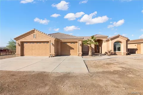 4451 S Vanderslice Rd, Fort Mohave, AZ 86426