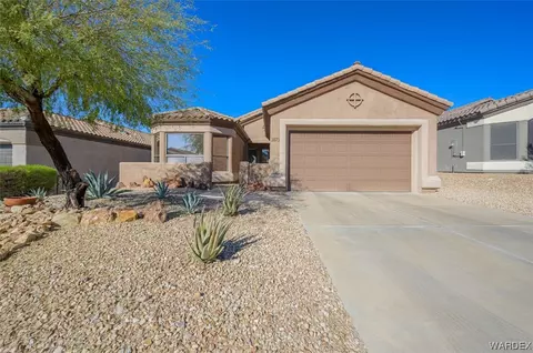 2873 Esmerelda Dr, Bullhead City, AZ 86429