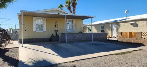 748 Swan Dr, Bullhead City, AZ 86442