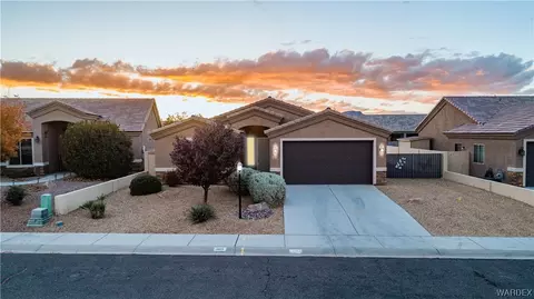 4839 E Blackhawk Dr, Kingman, AZ 86401