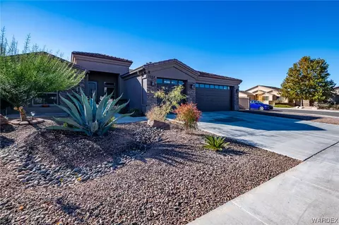 3264 Silver Hill Rd, Kingman, AZ 86401