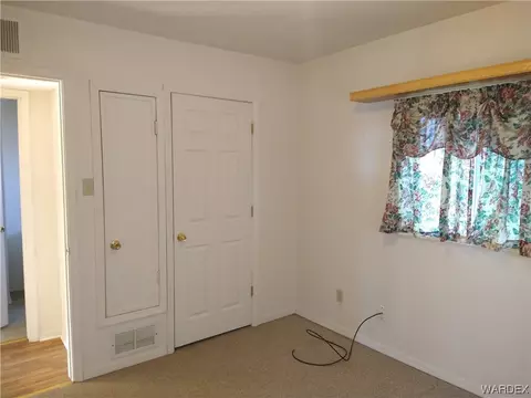 3669 E Dove Ln, Kingman, AZ 86409 photo 6