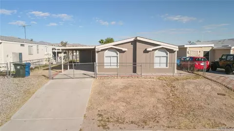 799 Holly St, Bullhead City, AZ 86442