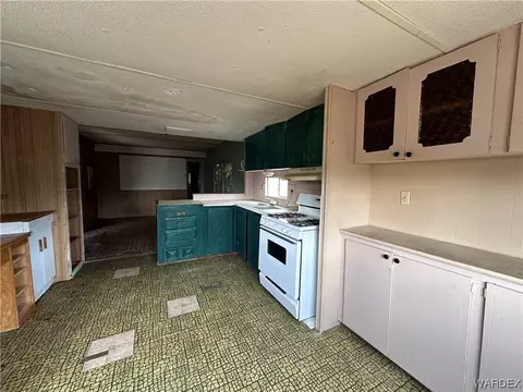 2285 E Packard Ave, Kingman, AZ 86409 photo 12