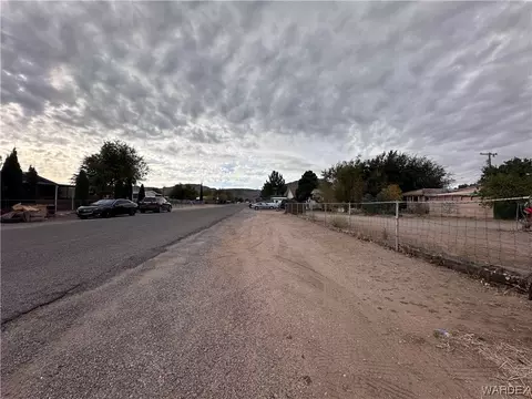 2285 E Packard Ave, Kingman, AZ 86409 photo 4