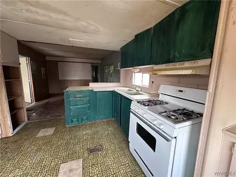 2285 E Packard Ave, Kingman, AZ 86409 photo 13