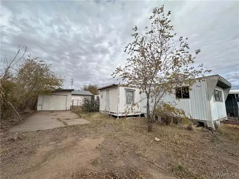 2285 E Packard Ave, Kingman, AZ 86409 photo 3