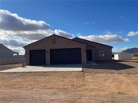 7880 E Rawhide Dr, Kingman, AZ 86401