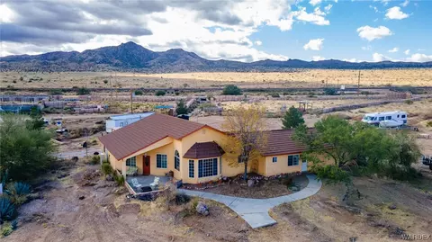 10001 E Hwy 66, Hackberry, AZ 86411