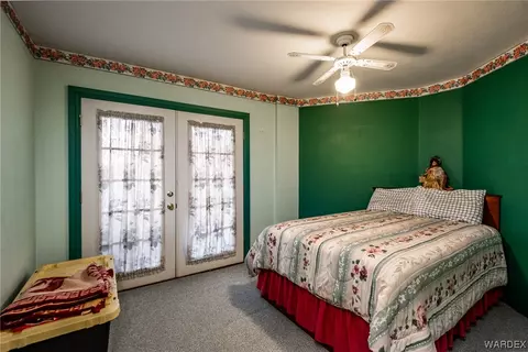 Bedroom - 10001 E Hwy 66, Hackberry, AZ 86411 photo 4 of 8