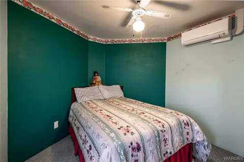 Bedroom - 10001 E Hwy 66, Hackberry, AZ 86411 photo 5 of 8
