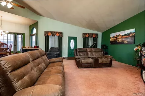 Living - 10001 E Hwy 66, Hackberry, AZ 86411 photo 2 of 4