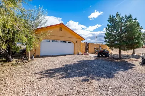 Exterior - 10001 E Hwy 66, Hackberry, AZ 86411 photo 14 of 37