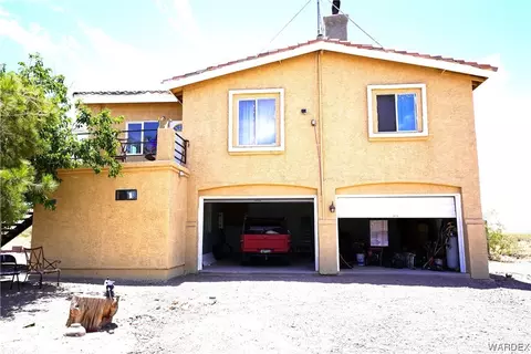 16384 N Amana Rd, Dolan Springs, AZ 86441