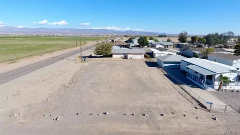 8000 S Evergreen Dr, Mohave Valley, AZ 86440