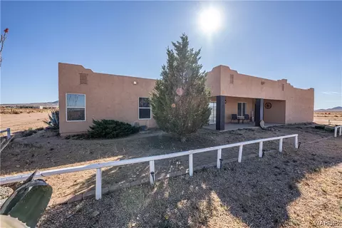 10856 N Taos Rd, Kingman, AZ 86401