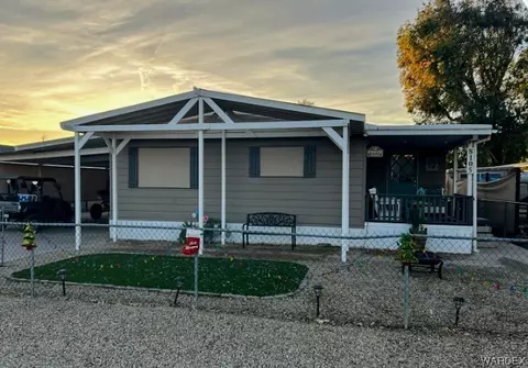 8105 S Evergreen Dr, Mohave Valley, AZ 86440