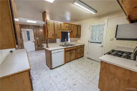 2017 Hope Ave, Kingman, AZ 86401 photo 6