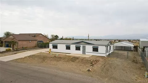 5739 S Gazelle Dr, Fort Mohave, AZ 86426