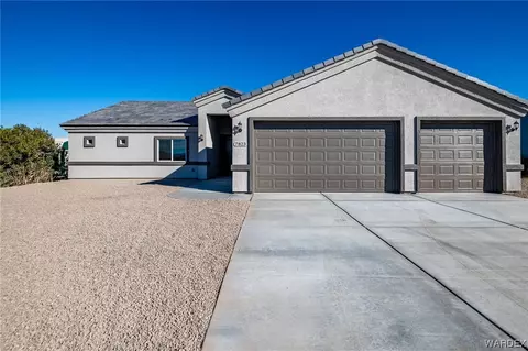7823 E Larkspur Dr, Kingman, AZ 86401