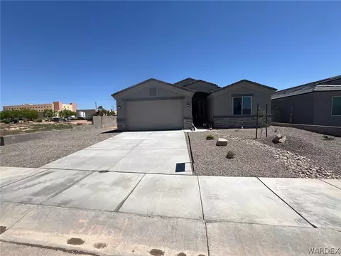 3662 Plains Ave, Kingman, AZ 86401