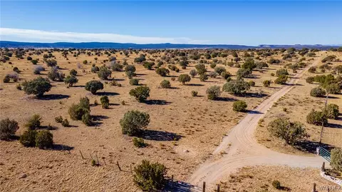 0000 W Heavenly Hills Dr, Seligman, AZ 86337