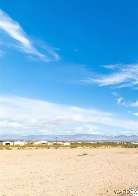 0000 Estrella Rd, Golden Valley, AZ 86413
