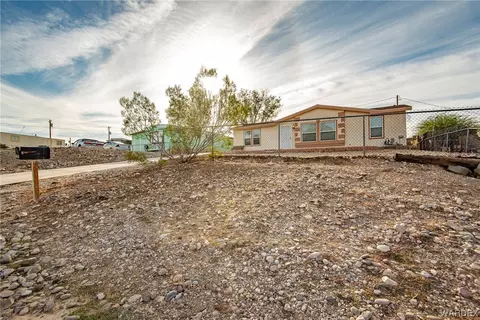 1364 Zircon Ave, Bullhead City, AZ 86442