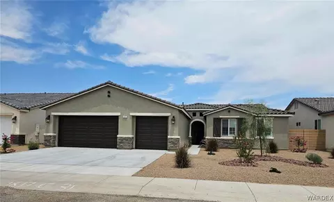 523 Downey Dr, Bullhead City, AZ 86442