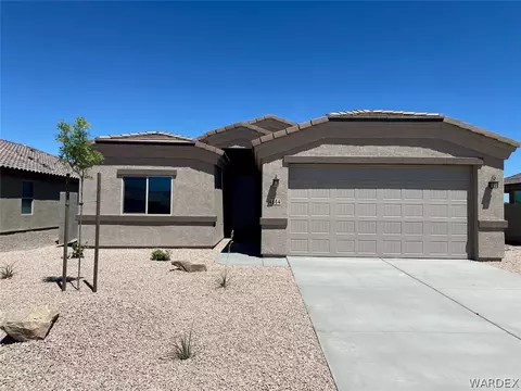 4864 N Powell Ave, Kingman, AZ 86409
