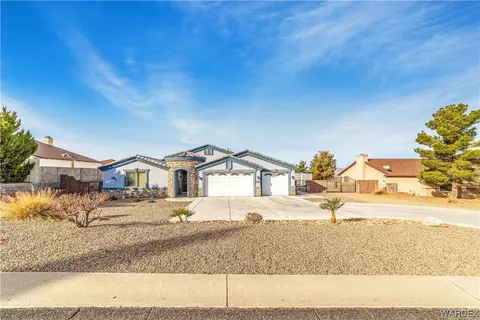 1349 Mustang Springs Rd, Kingman, AZ 86401