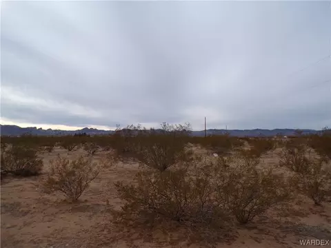 Lot 27-2 W Brook Drive, Golden Valley, AZ 86413