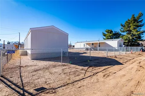 2394 N Devlin Ave, Kingman, AZ 86409 photo 3