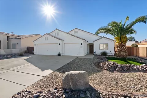 1752 E Winter Haven Dr, Mohave Valley, AZ 86440